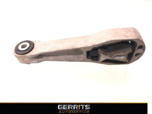 Gebruikte Motorsteun Volvo V40 (MV) 2.0 D2 16V Prijs € 19,99 Margeregeling aangeboden door Gerrits Automotive BV