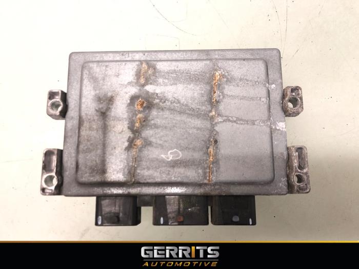 Gebruikte Computer Motormanagement Renault Twingo II (CN) 1.2 16V Prijs € 29,99 Margeregeling aangeboden door Gerrits Automotive BV