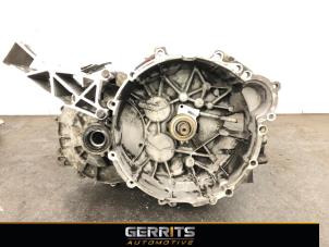 Gebruikte Versnellingsbak Volvo V70 (SW) 2.0 T 20V Prijs € 499,99 Margeregeling aangeboden door Gerrits Automotive BV