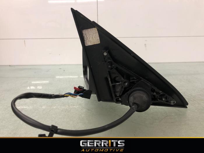 Buitenspiegel links van een Audi Q3 (8UB/8UG) 1.4 TFSI 16V 2014