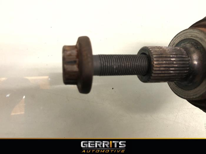 Aandrijfas rechts-voor van een Audi Q3 (8UB/8UG) 1.4 TFSI 16V 2014