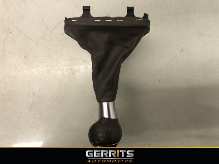 Versnellingspookhoes van een Audi Q3 (8UB/8UG) 1.4 TFSI 16V 2014