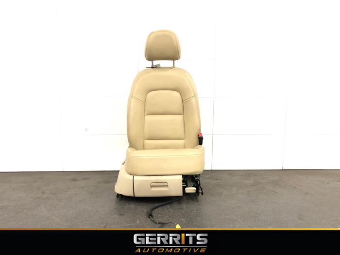 Stoel rechts van een Audi Q3 (8UB/8UG) 1.4 TFSI 16V 2014