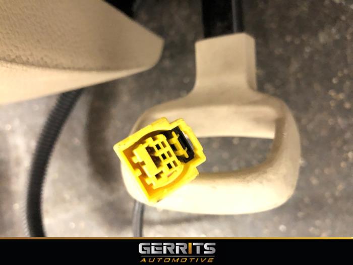 Stoel rechts van een Audi Q3 (8UB/8UG) 1.4 TFSI 16V 2014