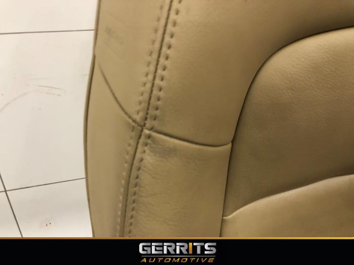 Stoel rechts van een Audi Q3 (8UB/8UG) 1.4 TFSI 16V 2014