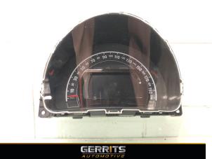 Gebruikte Kilometerteller KM Renault Twingo III (AH) 1.0 SCe 75 12V Prijs € 99,99 Margeregeling aangeboden door Gerrits Automotive BV