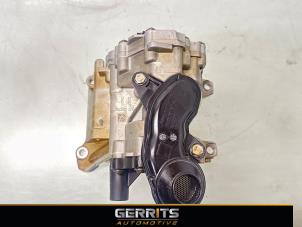 Gebruikte Oliepomp BMW 3 serie Touring (F31) 318i 1.5 TwinPower Turbo 12V Prijs € 124,99 Margeregeling aangeboden door Gerrits Automotive BV