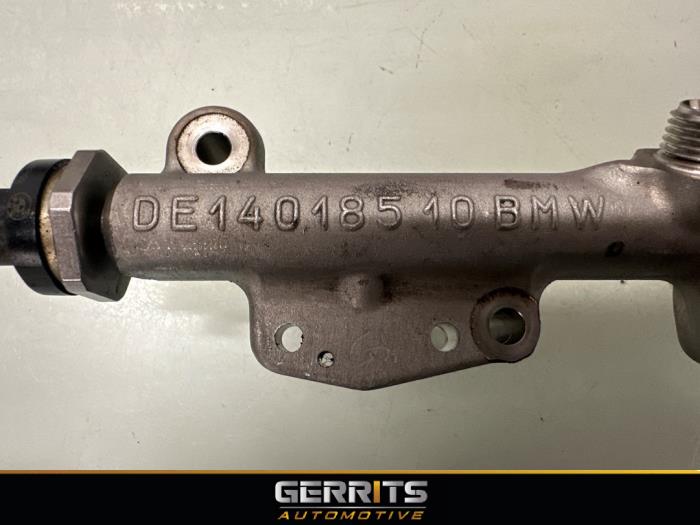 Galerij (Injectie) van een BMW 3 serie Touring (F31) 318i 1.5 TwinPower Turbo 12V 2017