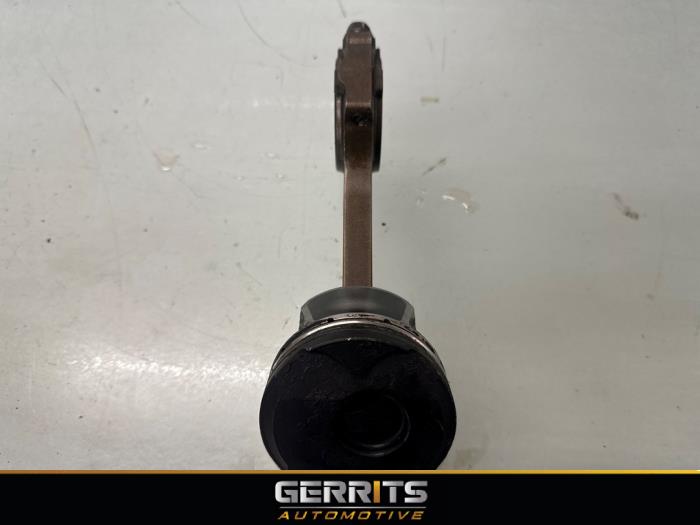 Gebruikte Zuiger Opel Astra K 1.0 Turbo 12V Prijs € 49,99 Margeregeling aangeboden door Gerrits Automotive BV