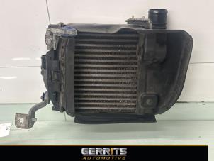 Gebruikte Intercooler Peugeot 308 SW (L4/L9/LC/LJ/LR) 1.2 12V e-THP PureTech 130 Prijs € 34,99 Margeregeling aangeboden door Gerrits Automotive BV