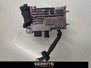 Gebruikte Start/Stop computer Peugeot 308 SW (L4/L9/LC/LJ/LR) 1.2 12V e-THP PureTech 130 Prijs € 49,99 Margeregeling aangeboden door Gerrits Automotive BV