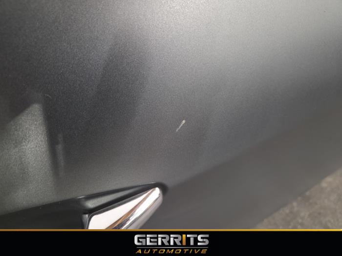 Portier 2Deurs rechts van een Peugeot 208 I (CA/CC/CK/CL) 1.6 Blue HDi 100 2015