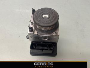 Gebruikte ABS Pomp Peugeot 208 I (CA/CC/CK/CL) 1.6 Blue HDi 100 Prijs € 124,99 Margeregeling aangeboden door Gerrits Automotive BV