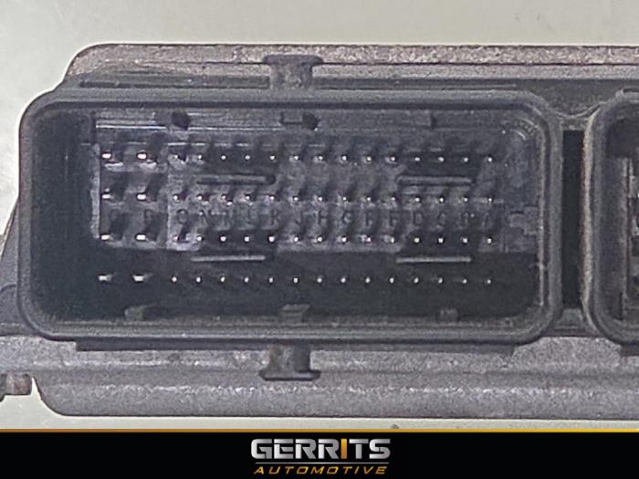 Computer Motormanagement van een Renault Master III (EV/HV/UV/VA/VB/VD/VF/VG/VJ) 2.3 dCi 135 16V RWD 2016