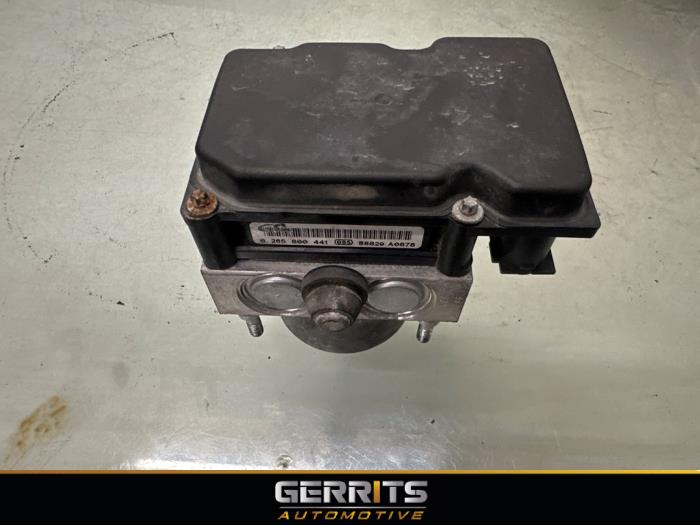 Gebruikte ABS Pomp Citroen C1 1.0 12V Prijs € 19,99 Margeregeling aangeboden door Gerrits Automotive BV