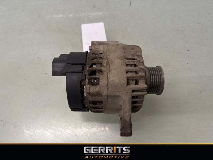 Gebruikte Dynamo Opel Combo 1.6 CDTI 16V Prijs € 48,39 Inclusief btw aangeboden door Gerrits Automotive BV