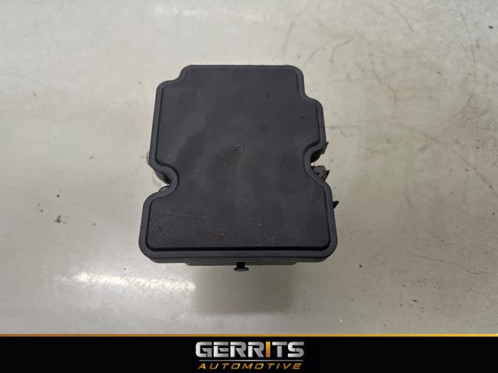 Gebruikte ABS Pomp Opel Adam 1.0 Ecotec 12V SIDI Turbo Prijs € 149,99 Margeregeling aangeboden door Gerrits Automotive BV