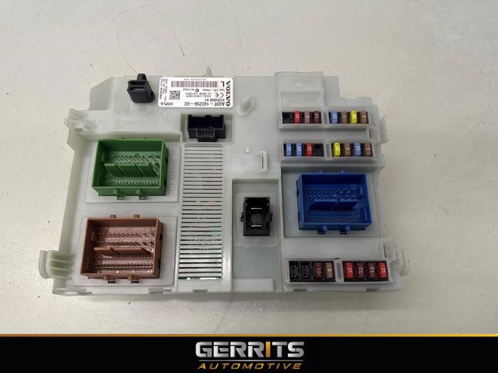 Gebruikte CEM (module) Volvo S80 (AR/AS) 2.4 D5 20V 205 Prijs € 99,99 Margeregeling aangeboden door Gerrits Automotive BV