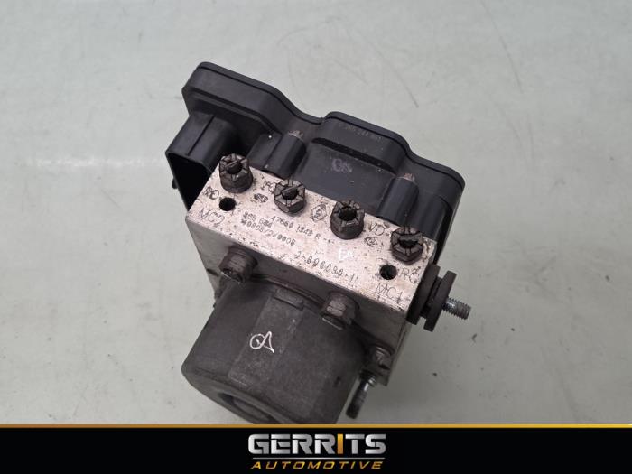 Gebruikte ABS Pomp Mercedes Citan (415.6) 1.5 108 CDI Prijs € 99,99 Margeregeling aangeboden door Gerrits Automotive BV
