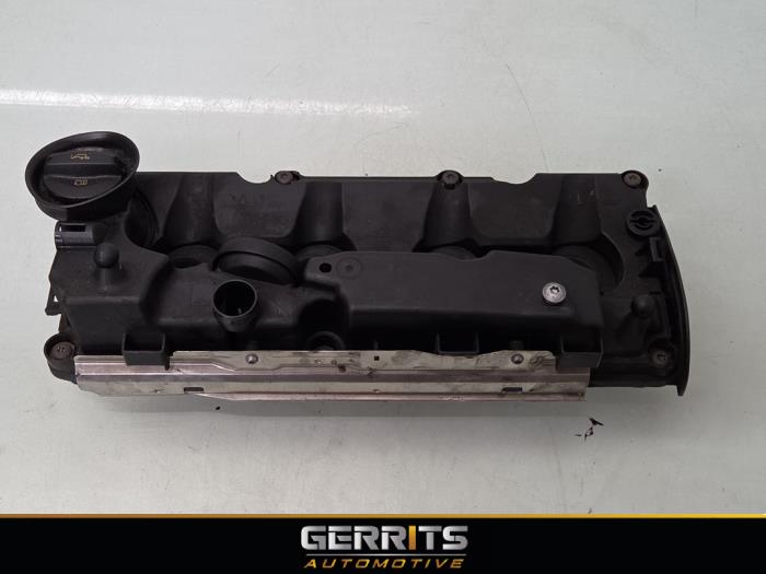 Gebruikte Kleppendeksel Skoda Superb Combi (3V5) 1.6 TDI Prijs € 24,99 Margeregeling aangeboden door Gerrits Automotive BV