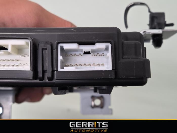 Gebruikte Bodycontrol Module Hyundai Kona (OS) 1.6 GDi HEV 16V Prijs € 249,99 Margeregeling aangeboden door Gerrits Automotive BV