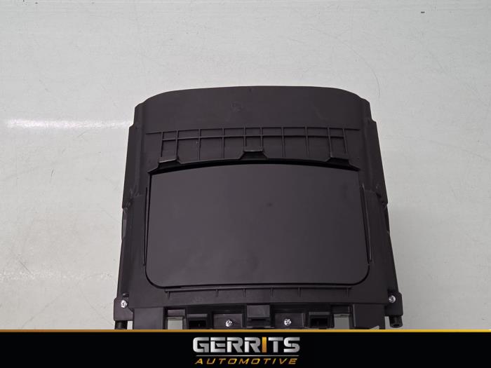 Gebruikte Head-up display Hyundai Kona (OS) 1.6 GDi HEV 16V Prijs € 749,99 Margeregeling aangeboden door Gerrits Automotive BV