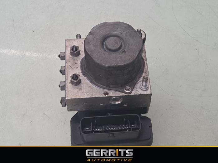 Gebruikte ABS Pomp Volkswagen Polo V (6R) 1.2 TSI Prijs € 49,99 Margeregeling aangeboden door Gerrits Automotive BV