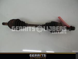 Gebruikte Aandrijfas links-voor Opel Corsa B (73/78/79) 1.5D Prijs € 28,60 Margeregeling aangeboden door Gerrits Automotive BV