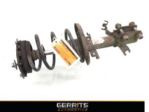 Gebruikte Mac Phersonpoot links-voor Renault Megane III Berline (BZ) 1.5 dCi 90 Prijs € 28,60 Margeregeling aangeboden door Gerrits Automotive BV