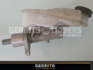 Gebruikte Hoofdremcilinder Ford Focus 2 1.6 16V Prijs € 34,10 Margeregeling aangeboden door Gerrits Automotive BV