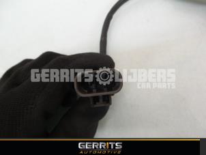 Lambda Sonde van een Nissan Primera Traveller (WP11) 2.0 SRi 16V 1998