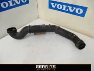 Gebruikte Intercooler Buis Volvo XC90 I 2.5 T 20V Prijs € 29,99 Margeregeling aangeboden door Gerrits Automotive BV