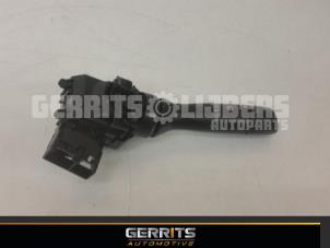 Gebruikte Ruitenwis Schakelaar Citroen C1 1.0 12V Prijs € 19,99 Margeregeling aangeboden door Gerrits Automotive BV