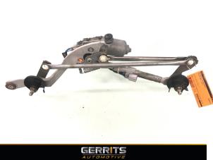 Gebruikte Ruitenwismotor + Mechaniek Toyota Auris (E15) 1.6 Dual VVT-i 16V Prijs € 38,48 Margeregeling aangeboden door Gerrits Automotive BV