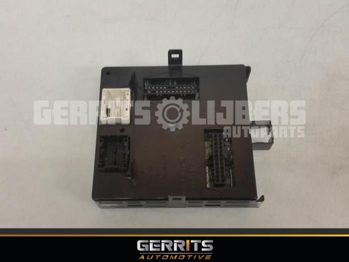 Gebruikte Computer Body Control Renault Laguna II (BG) 1.6 16V Prijs € 79,20 Margeregeling aangeboden door Gerrits Automotive BV