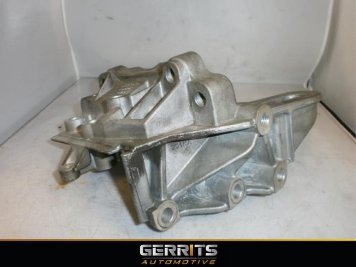 Gebruikte Motorrubber Volvo V70 (BW) 1.6 T4 16V Prijs € 21,98 Margeregeling aangeboden door Gerrits Automotive BV