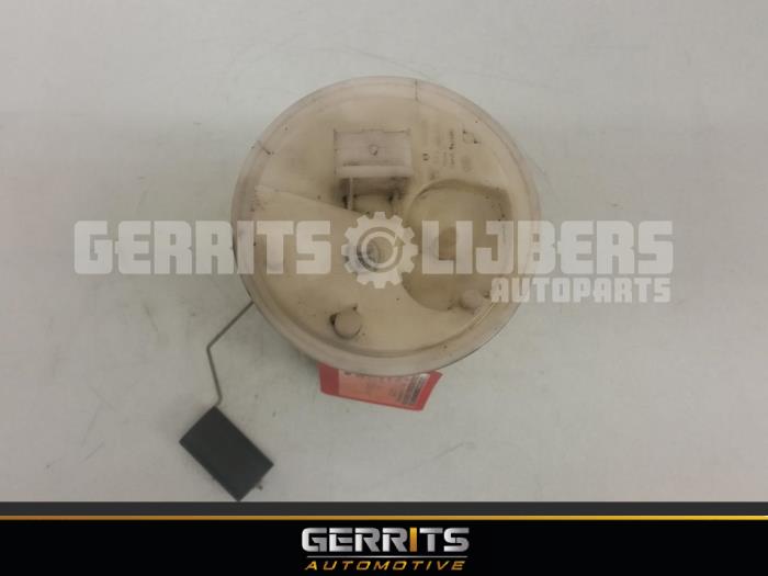 Gebruikte Tank element Pomp Fiat Stilo (192A/B) 1.6 16V 3-Drs. Prijs € 28,60 Margeregeling aangeboden door Gerrits Automotive BV