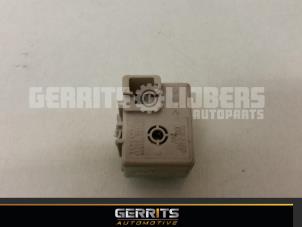 Gebruikte Relais Toyota Prius (NHW20) 1.5 16V Prijs € 21,98 Margeregeling aangeboden door Gerrits Automotive BV