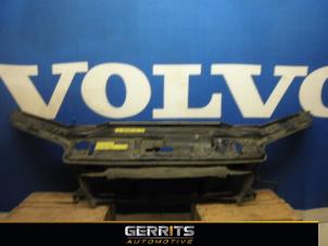 Gebruikte Voorfront Volvo S60 I (RS/HV) 2.3 T5 20V Prijs € 42,90 Margeregeling aangeboden door Gerrits Automotive BV