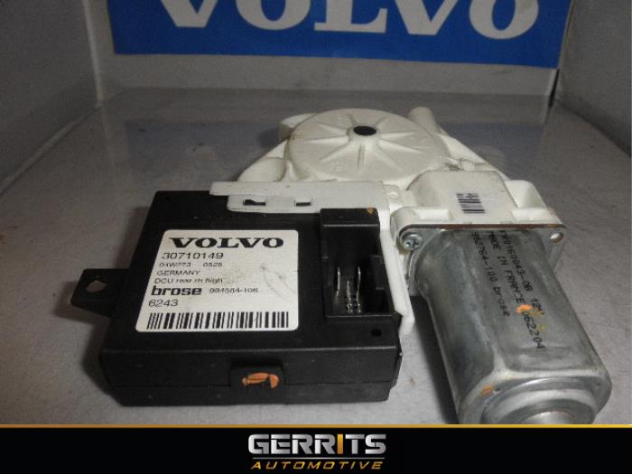 Gebruikte Module Centrale Deurvergrendeling Volvo V50 (MW) 2.4 20V Prijs € 37,40 Margeregeling aangeboden door Gerrits Automotive BV