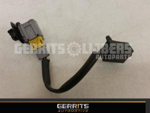 Gebruikte Schakelaar Peugeot 207/207+ (WA/WC/WM) 1.4 16V Prijs € 21,98 Margeregeling aangeboden door Gerrits Automotive BV