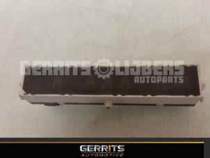 Gebruikte Display Interieur Peugeot 207/207+ (WA/WC/WM) 1.4 16V Prijs € 21,98 Margeregeling aangeboden door Gerrits Automotive BV