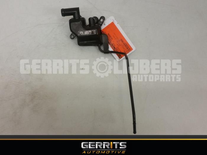 Gebruikte Carterventilatie Kia Carens III (FG) 2.0 CRDI VGT 16V Prijs € 21,98 Margeregeling aangeboden door Gerrits Automotive BV