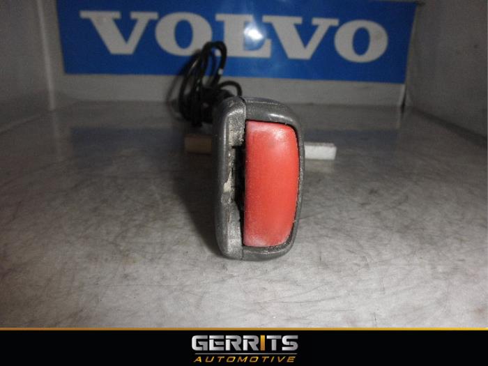 Veiligheidsgordel Insteek links-voor van een Volvo V70 (SW) 2.4 20V 140 2003