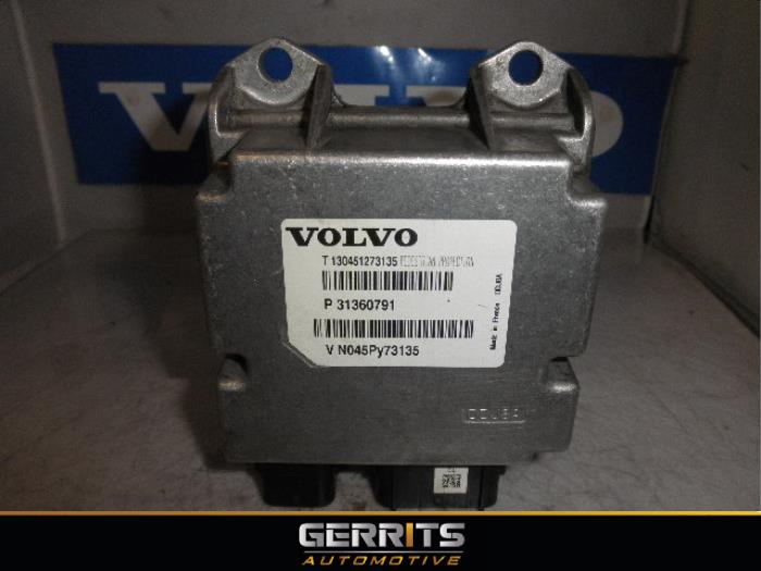 Voetganger Crash sensor van een Volvo V40 (MV) 1.6 T4 GTDi 16V 2013