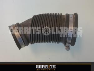 Gebruikte Aanzuigslang Lucht Opel Astra Prijs € 21,98 Margeregeling aangeboden door Gerrits Automotive BV