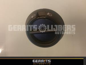 Gebruikte Schakelaar Licht Renault Kangoo Express (FC) 1.5 dCi 60 Prijs € 21,98 Margeregeling aangeboden door Gerrits Automotive BV