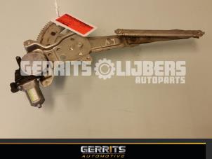 Gebruikte Raammechaniek 4Deurs links-voor Nissan Pixo (D31S) 1.0 12V Prijs € 28,60 Margeregeling aangeboden door Gerrits Automotive BV