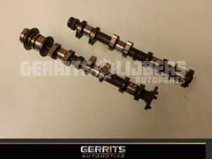 Gebruikte Nokkenas set Daihatsu Cuore (L251/271/276) 1.0 12V DVVT Prijs € 28,60 Margeregeling aangeboden door Gerrits Automotive BV