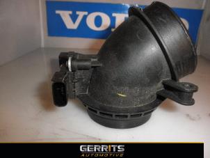 Gebruikte Luchtmassameter Volvo V40 (MV) 1.6 T2 GTDi 16V Prijs € 19,99 Margeregeling aangeboden door Gerrits Automotive